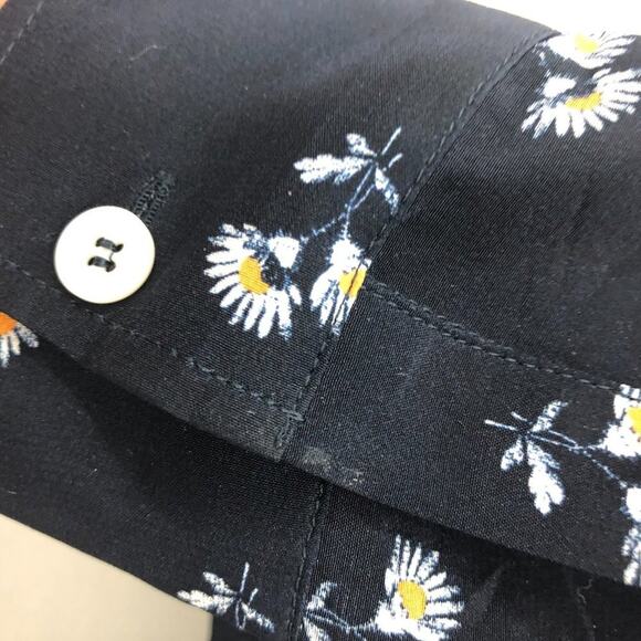 Victoria Beckham Silk Daisy Print Shirt Navy 6 - Picture 15 of 16